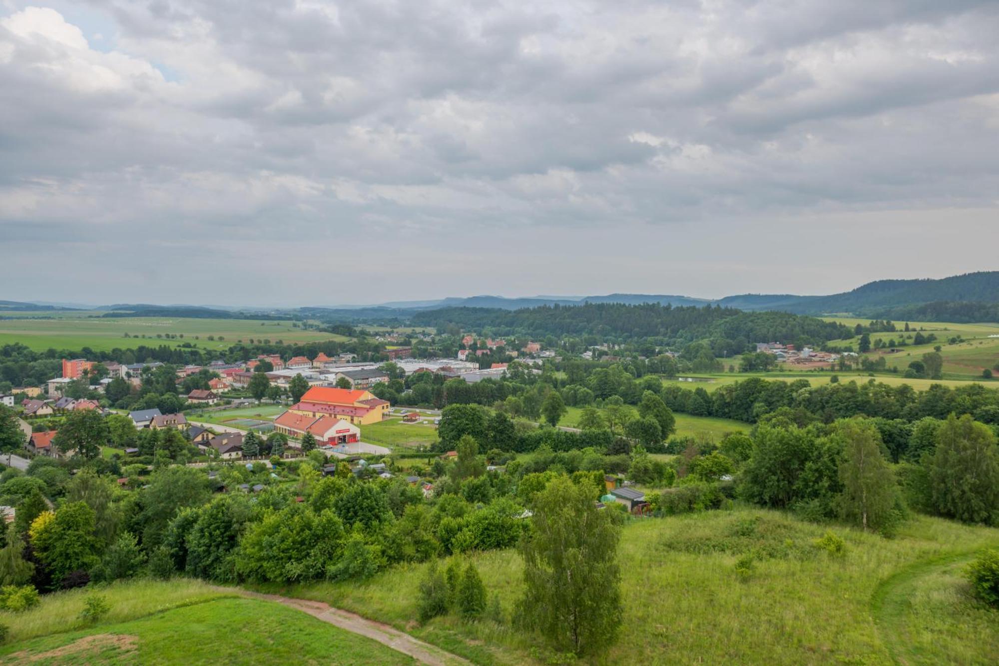 Rajska Polana Domki Premium ,Na Odludziu Z Prywatna Balia Z Jacuzzi I Sauna ,Cisza,Rowery Elektryczne,Gory,Astroprzygoda,- Adrspach, Skalne Miasto, Zamek Ksiaz,Andrzejowka,Karpacz, Sniezka,Janskie Laznie,Pec Mieroszow المظهر الخارجي الصورة