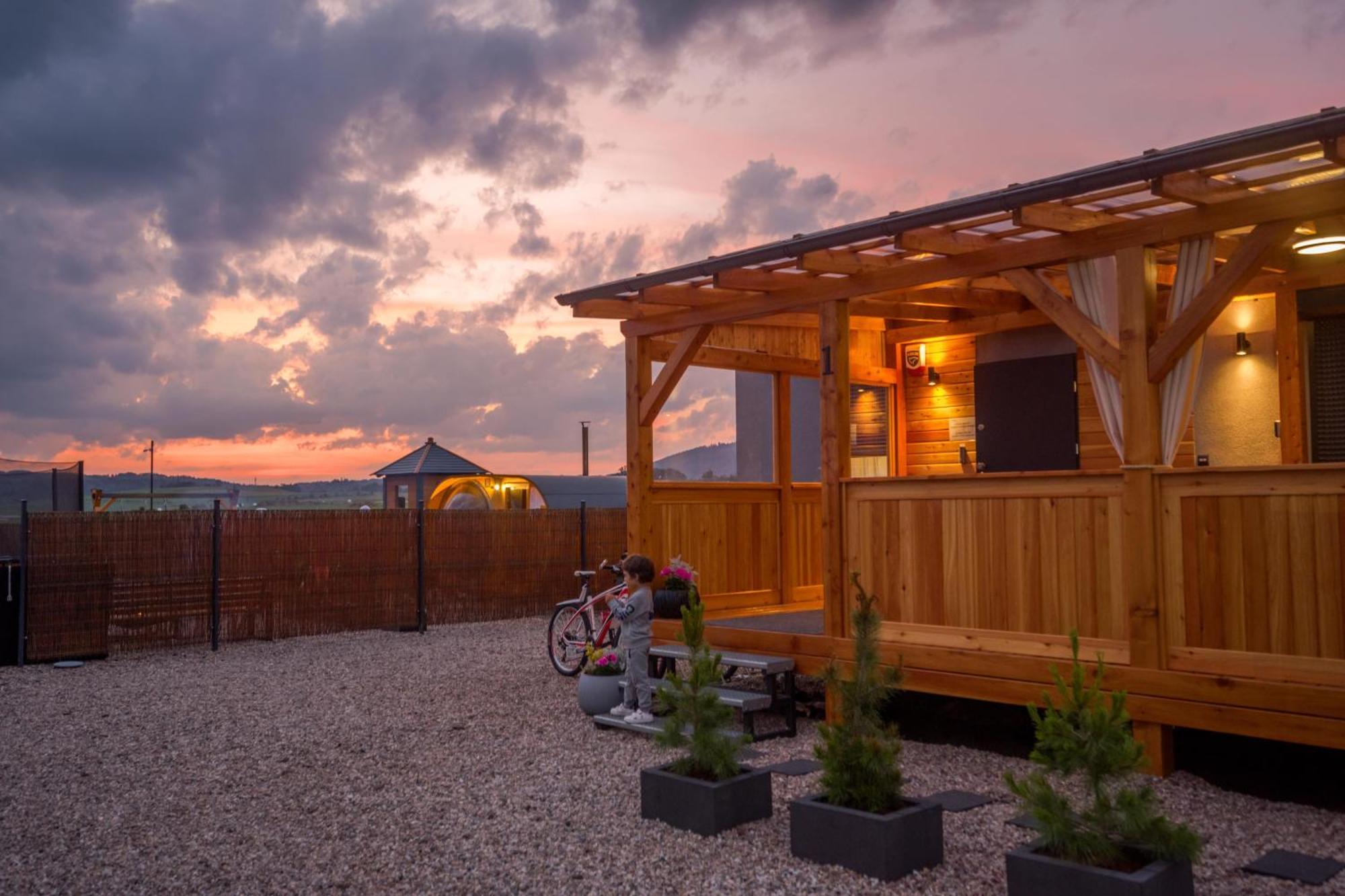 Rajska Polana Domki Premium ,Na Odludziu Z Prywatna Balia Z Jacuzzi I Sauna ,Cisza,Rowery Elektryczne,Gory,Astroprzygoda,- Adrspach, Skalne Miasto, Zamek Ksiaz,Andrzejowka,Karpacz, Sniezka,Janskie Laznie,Pec Mieroszow المظهر الخارجي الصورة